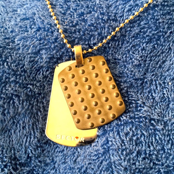 Two tone stainless steel dog tag with 22” chain - Picture 1 of 1